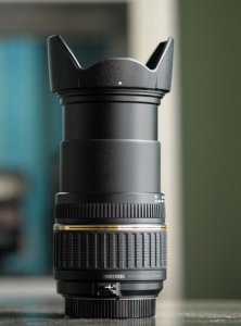 Lensa Tamron 18-200 a