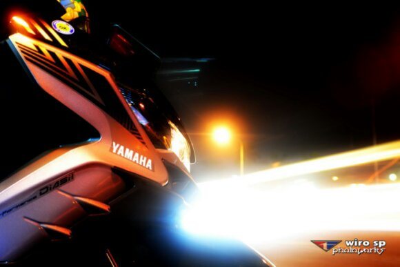 yamaha-gt125_warna-putih-depan-samping.jpg image