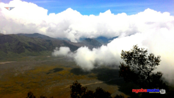 wpid-awan-yang-menghiasi-b29.jpg.jpeg
