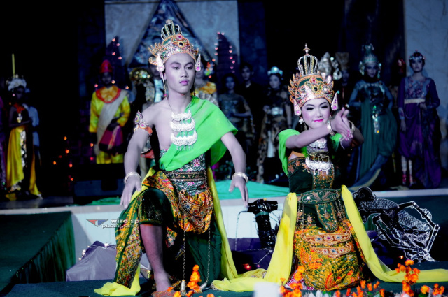 Ken Arok dan Ken Dedes :)